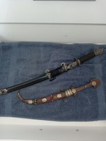 Eladó japán kard és egy kis török jellegű tőr