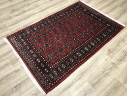 Bokhara - Pakistani hand-knotted woolen Persian rug, 123 x 193 cm
