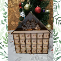 Adventi kalendárium – fiókos fa adventi naptár egyedi gravírozással