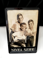 Ritka reklámtábla, Nivea Seife lemezkép " A Nivea fiatalok" felirattal