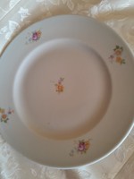 Zsolnay plate with scattered flowers 19 cm