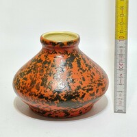 Tófej, fekete, narancssárga mázas, kis kúp kerámia váza (2808)