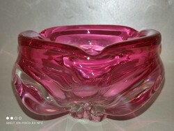 Cseh pink színű üveg hamuzó szivar hamuzó vagy kínáló tál
