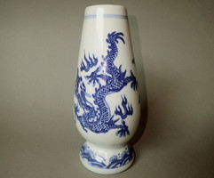 Retró vintage jelzett sárkány motívumos kínai kék fehér porcelán váza