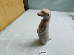 A0461 porcelain meerkat 18 cm