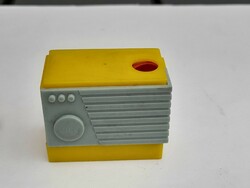 Retro plastic radio pencil sharpener
