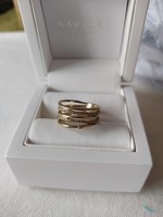 A wonderful multi-row ring with tiny stones