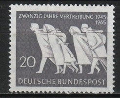 Postatiszta Bundes 1744 Mi 479      0,30 Euró