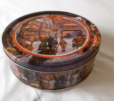 Spectacular Christmas record box with a protruding pattern. 19 Cm