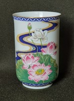 Traditional Japanese Franklin as a porcelain tea cup with water lily decoration