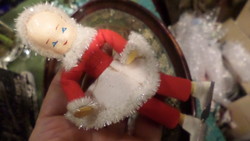 Retro karácsonyfadísz , szép állapotban , textilből , papírból , zseníliából , műanyagból . 13 cm