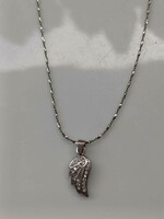 Elegáns vékony ezüst nyaklánc ezüst angyalszárny medállal