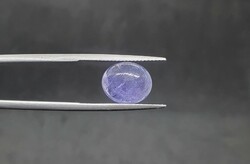 Extra tanzanite cabochon 5.07 Carats. With certification.