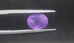 Amethyst oval cut 1.84 Carat. With certification.