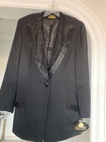 Gina Bacconi olasz tervezői fekete alkalmi blazer,gyönyörű díszítéssel