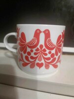 For sale is a wonderful Great Plains red pigeon mug