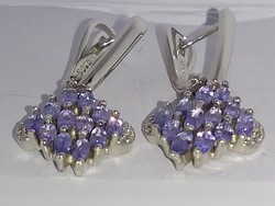 Tanzanite gemstone earrings for pretty ladies!