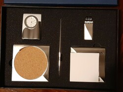 Exkluzív fém asztali iroda szett ajándék dobozban