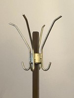 RETRO VAS RUHA FOGAS KABÁT, ESERNYŐ ÉS KALAP TARTÓVAL 182 CM