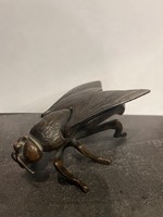 Metal ashtray fly form