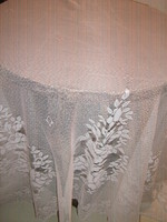 Beautiful white vintage style rose bouquet curtain