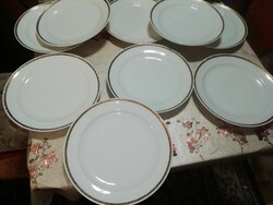 Antik KPM tányérok 9 db . . A képeken látható állapotban van