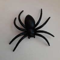 Retro nice condition flexible plastic spider brooch pin with safety pin