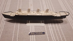 Revel Titanic hajómodell