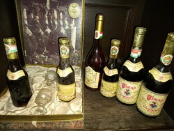 Tokaji aszu szamorodni 1975 1977 etc. package includes 6 bottles, the unopened crimson red shown in the pictures
