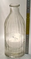 "Budapesti Központi Általános Tejcsarnok R.T., Védjegy K.T. 1 l" tejesüveg (2828)