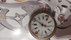 (K) antique pocket watch. 4.4 Cm. Rocker broken.
