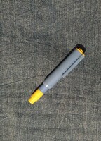 Retro telescopic ballpoint pen..
