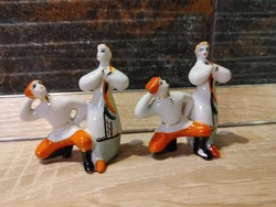 Orosz néptáncosok  mini porcelánok  párban