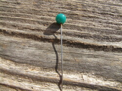 Old hat pins (020305)