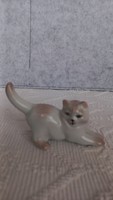 Zsolnay  cica, kézi festésű, jelzett, 6 X 10 cm