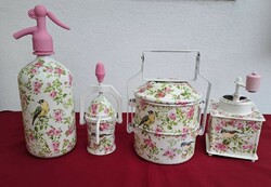Gyönyörű dekupázsolt rózsás madaras kávédaráló szódásüveg kávéfőző ételhordó konyhai dekoráció