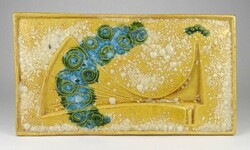 1E150 Iparművészeti mid century sárga mázas páva díszes samott falidísz 17 x 31 cm