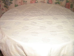 Damask Pillowcase with Wonderful Butterfly Flowers in the Middle Toledo Top Baroque Pattern