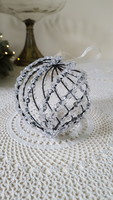 Beautiful openwork black/glitter Christmas ball decoration