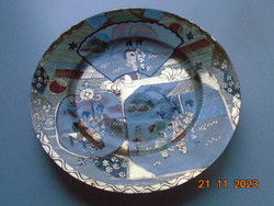 Antik Kutani tányér gazdag óaranyozással,élet és tájképekkel