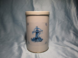 Cocoa metal box from the 80s with a ship and windmill pattern