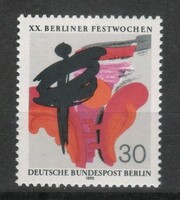 Postatiszta Berlin 779  Mi 372      0,70 Euró