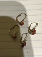 2 Pairs of old 14kr gold earrings for sale! Price: 28,000.-/2 Pairs