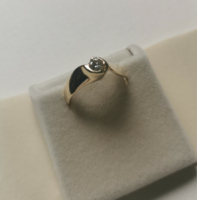 Caprice aranygyűrű (18 K) gyémánttal
