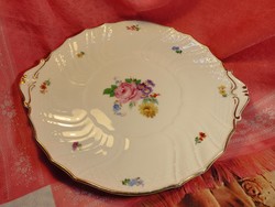 Beautiful flower-patterned porcelain cake bowl, centerpiece, serving bowl