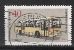 Berlin 0976 Mi 451    0,90 Euró