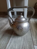 Old pewter teapot with dragon ears (20.5x19.5x12.5 cm)