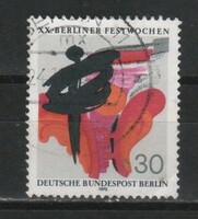 Berlin 0779  Mi 372      0,70 Euró