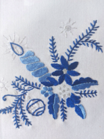 Karácsonyi hímzett terítő