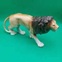 Royal Dux oroszlán figura